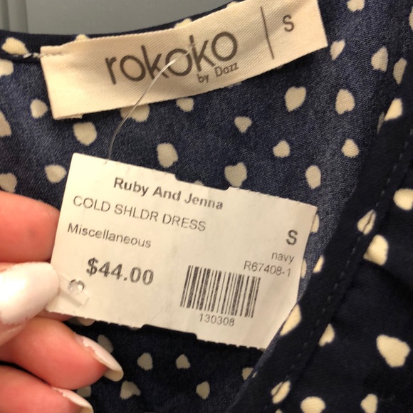 POLKA DOT SUN DRESS // NEVER WORN - Picture 4 of 9